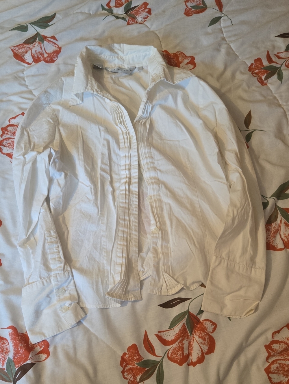 3/$20 White Womans Button-Front Dress Shirt